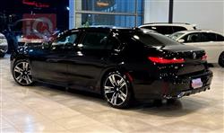 بي ام دبليو الفئة 7